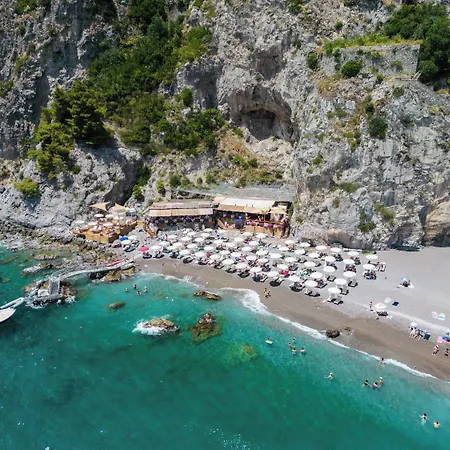 Bed & Breakfast La Dimora Del Maestro 3*