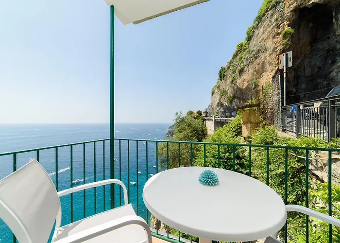 Bed & Breakfast La Dimora Del Maestro Amalfi